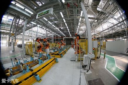 一汽吉林全新智能工厂 数字化与绿色融合，飙出中国智造新高度